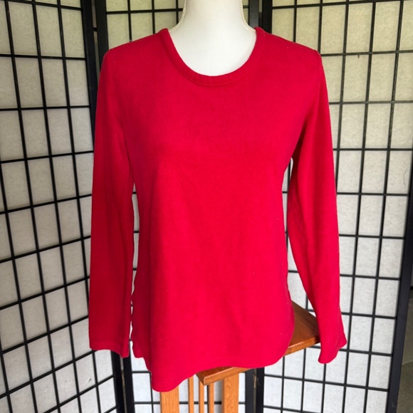 Hannah Red Crewneck Red Long Sleeve Comfy Soft Shirt Medium - Picture 1 of 9